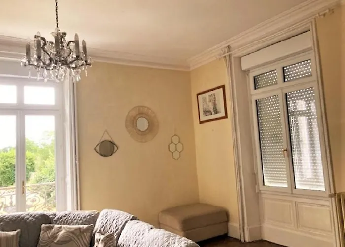 Villa Grande Maison De Charme, 14 Pers. 5 Chambres, Sauna, Ecrin De Verdure, Baby Foot Saint-Clementin